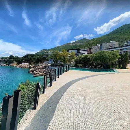Celeste Bay Apartment *